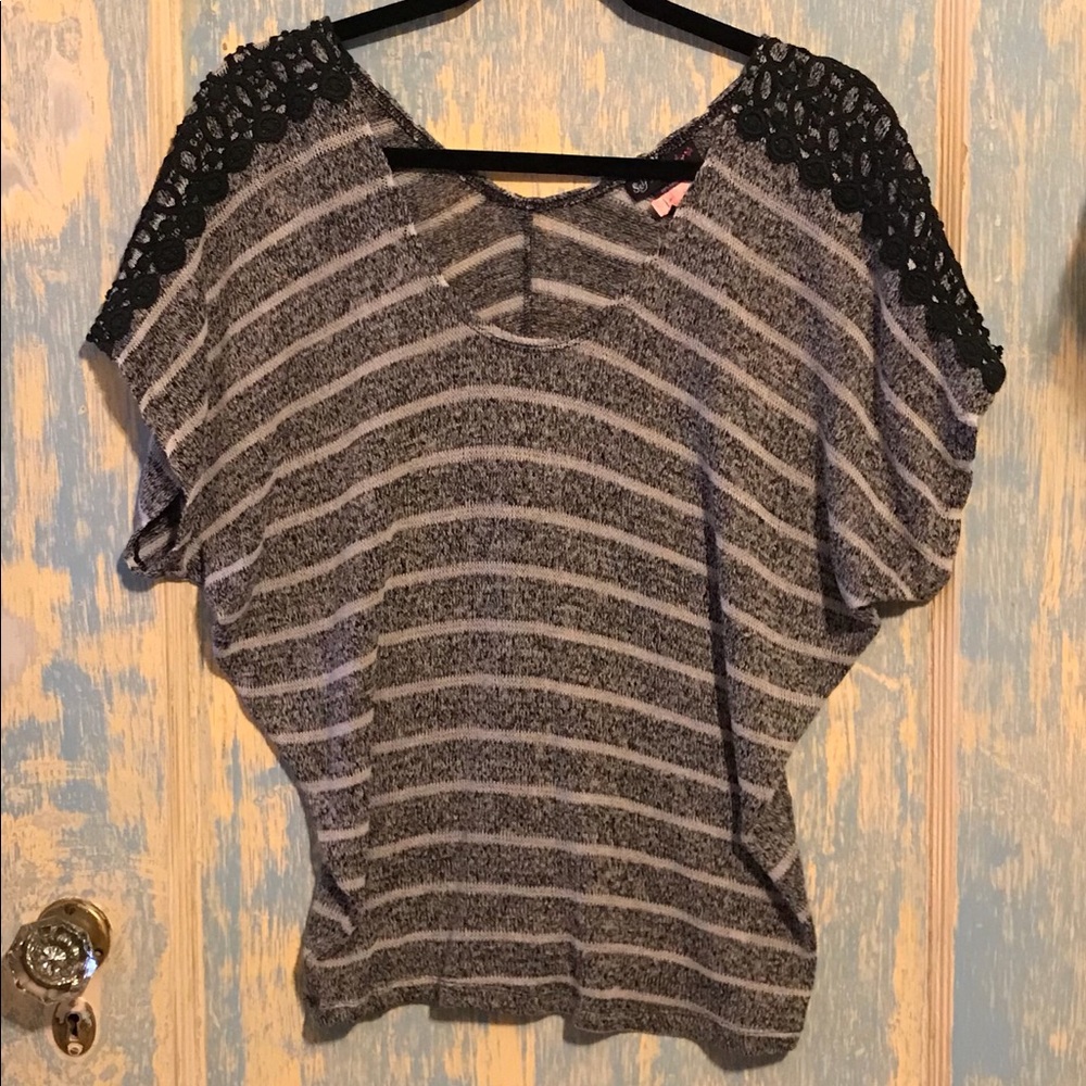 Ladies Blouse